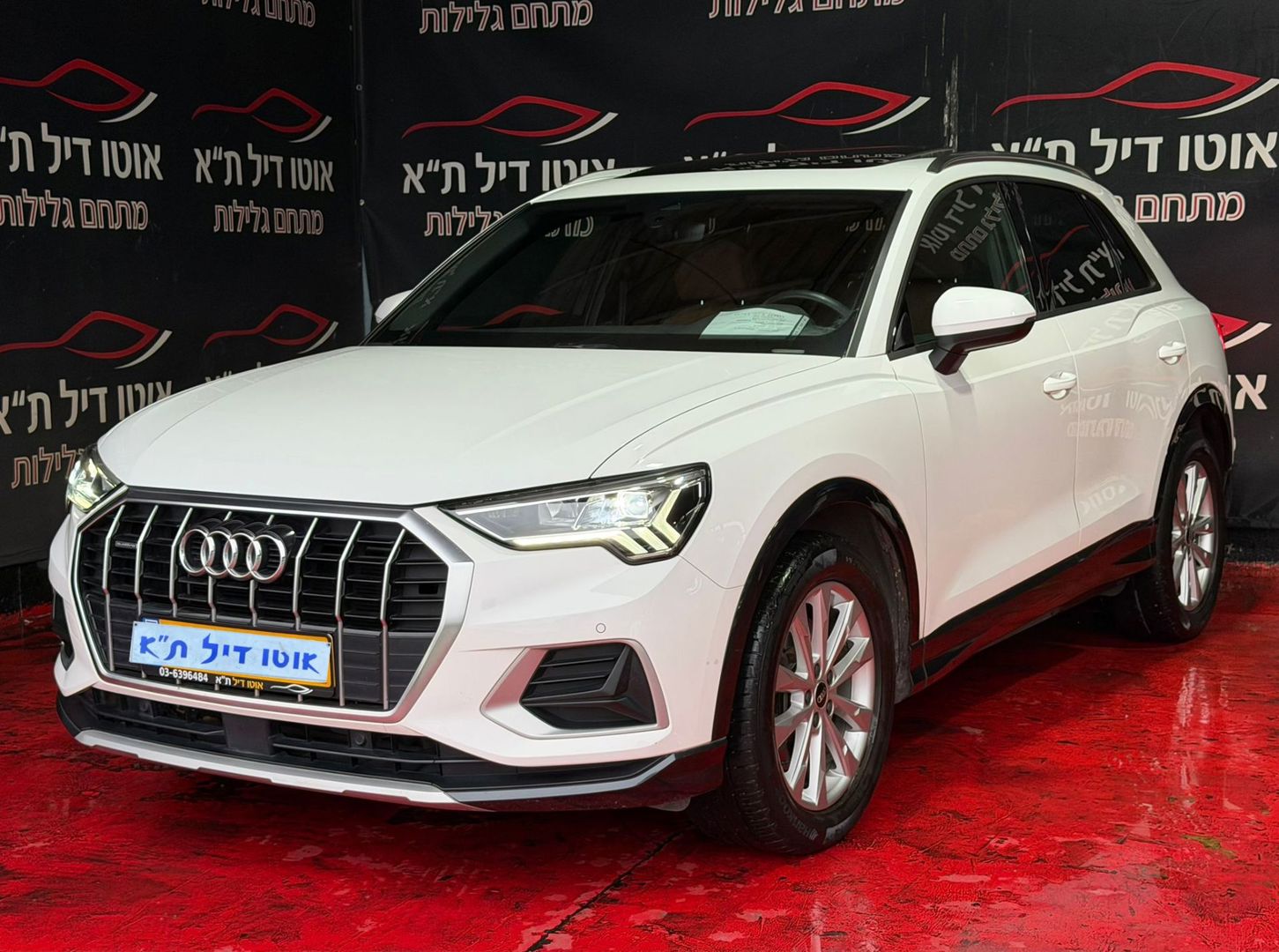אאודי Q3 Advanced Tech – 2/10