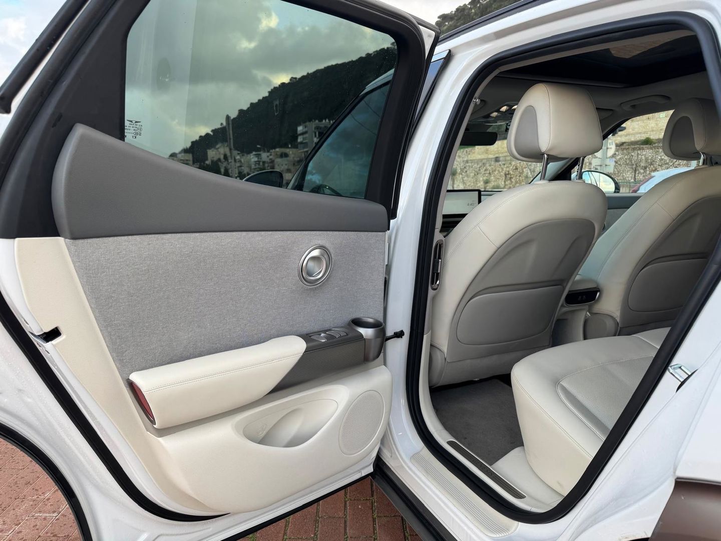 ג'נסיס GV60 Elegant – 5/9