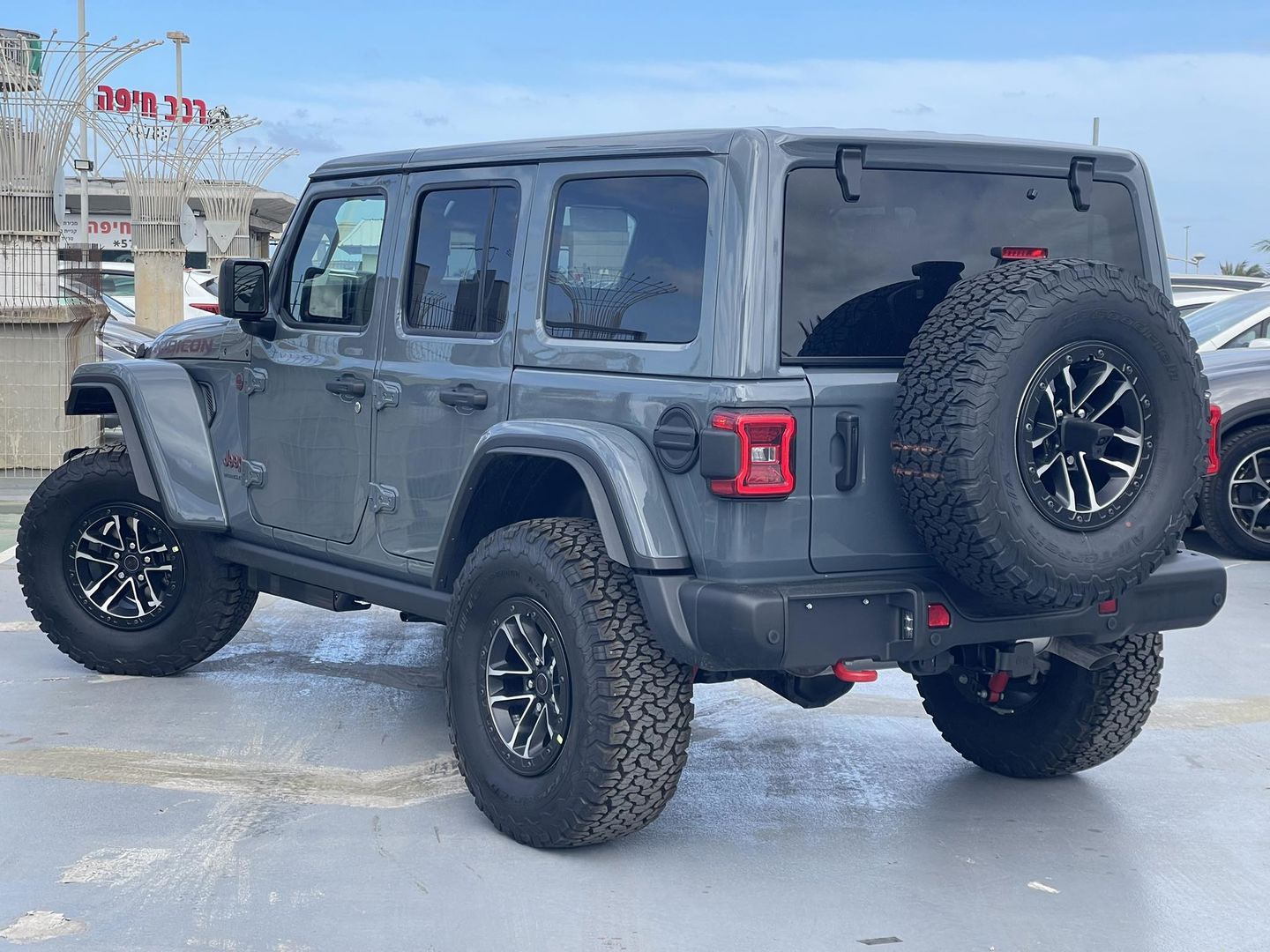 ג'יפ רנגלר Rubicon X – 3/9