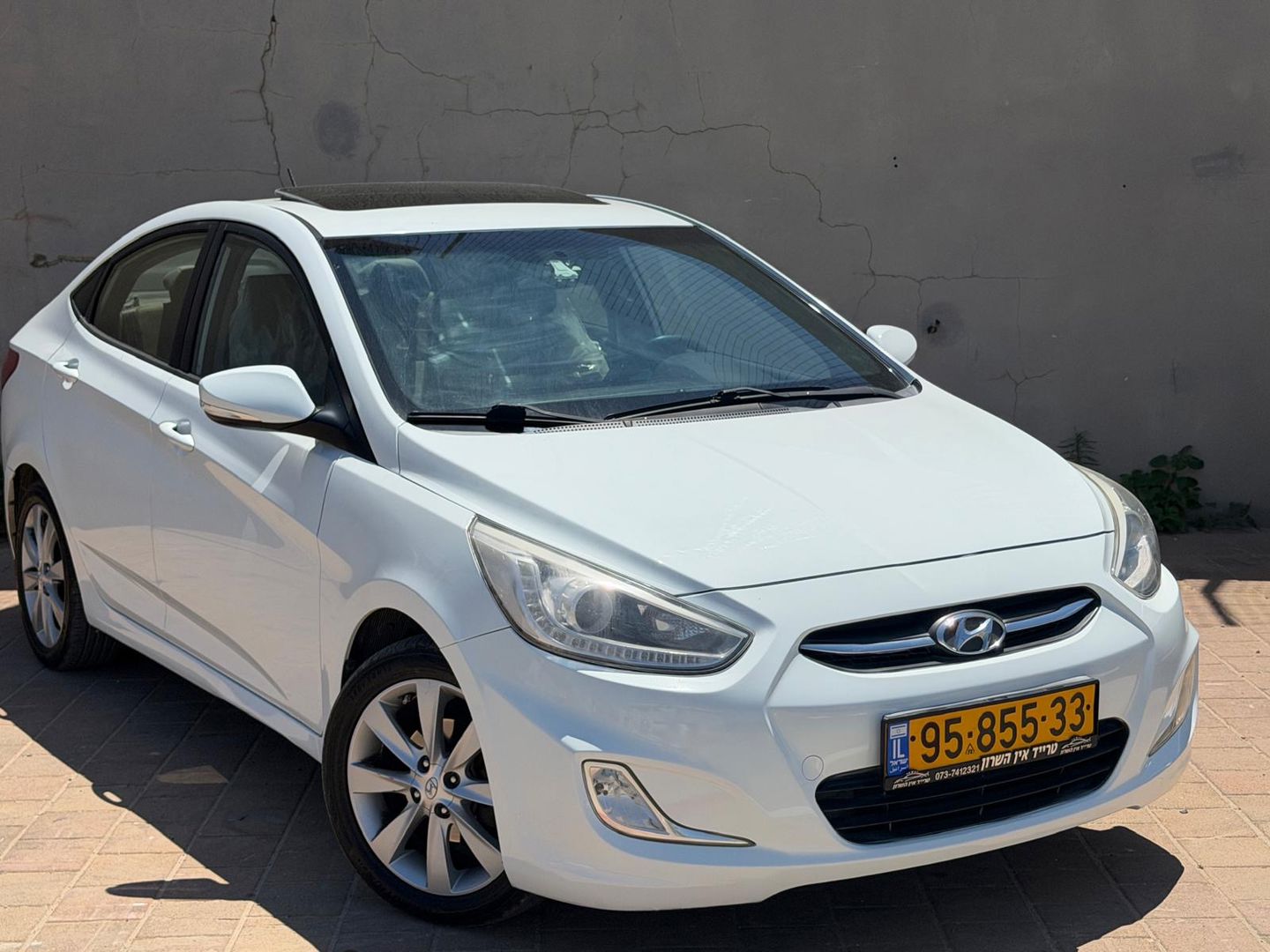 יונדאי אקסנט i25 Premium – 2/10