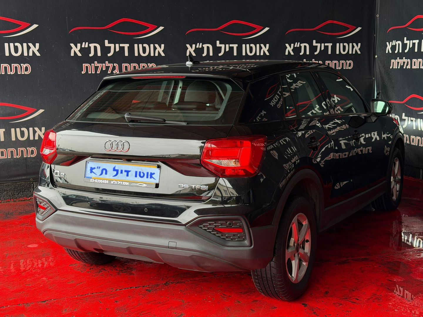 אאודי Q2 Tech Pack – 5/10