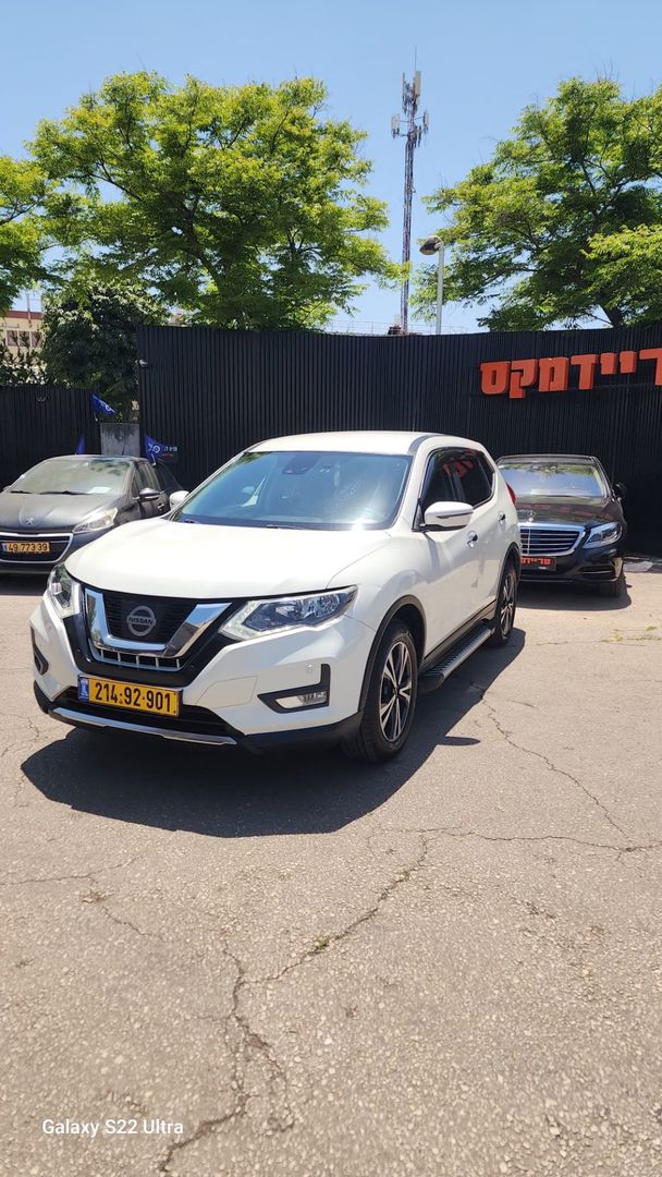 ניסאן X-טרייל Acenta – 2/7