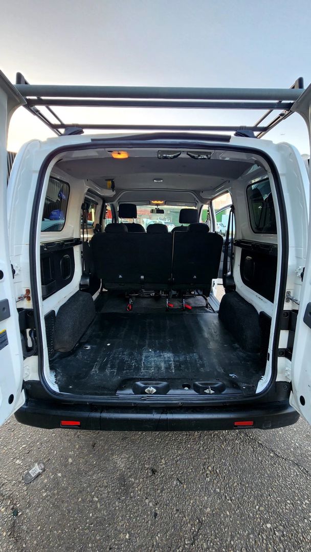 ניסאן NV200 Combi Minivan / MPV – 5/8