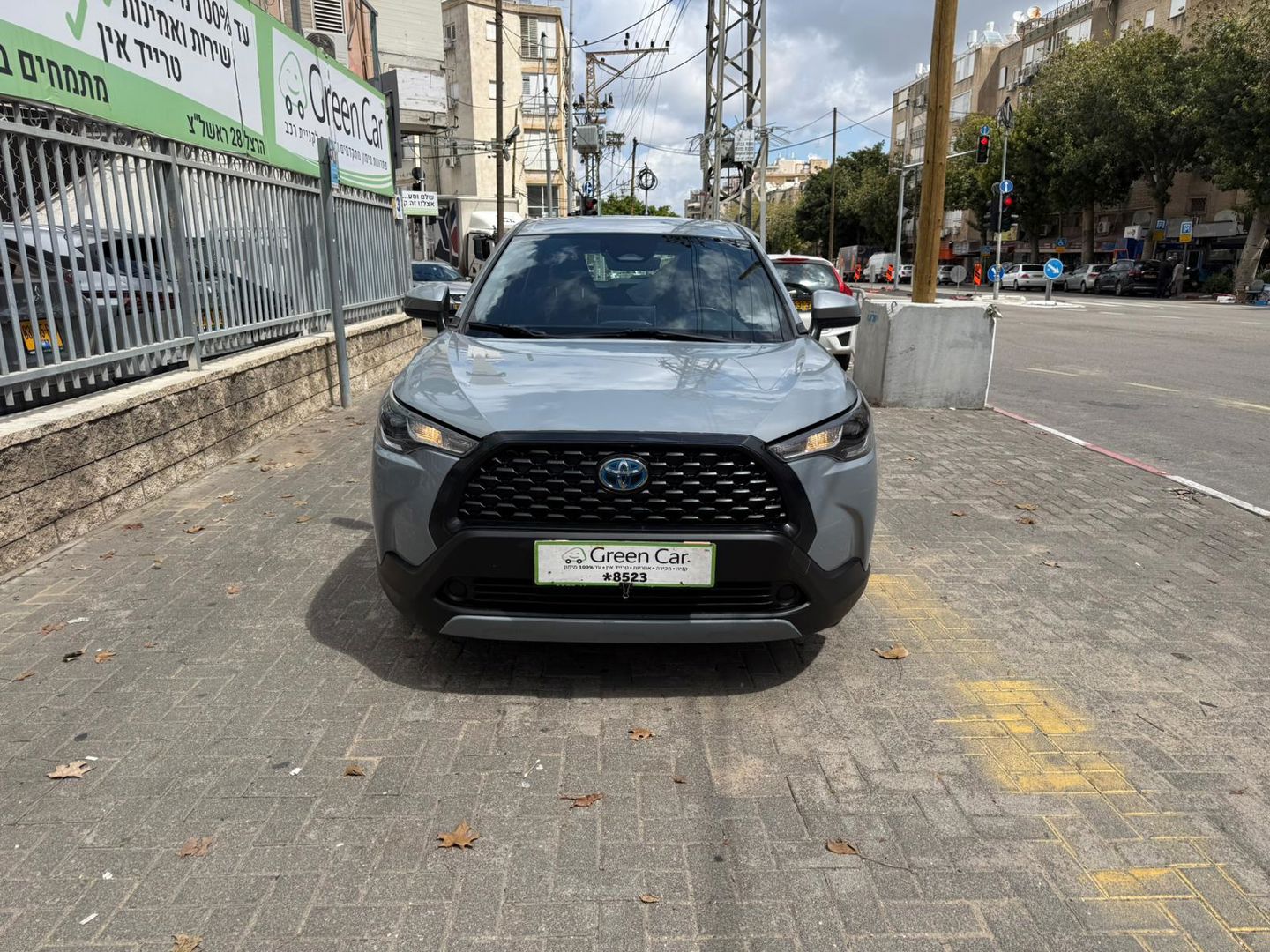 טויוטה קורולה קרוס Active – 5/8