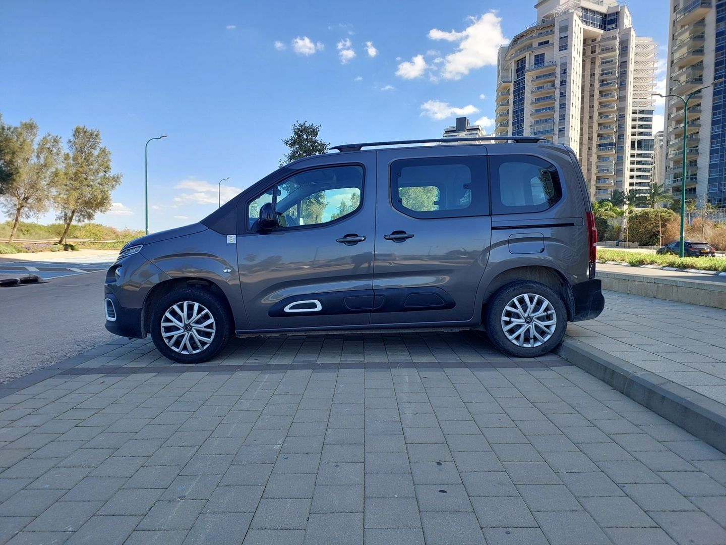 סיטרואן ברלינגו Shine Pack Minivan / MPV – 4/8