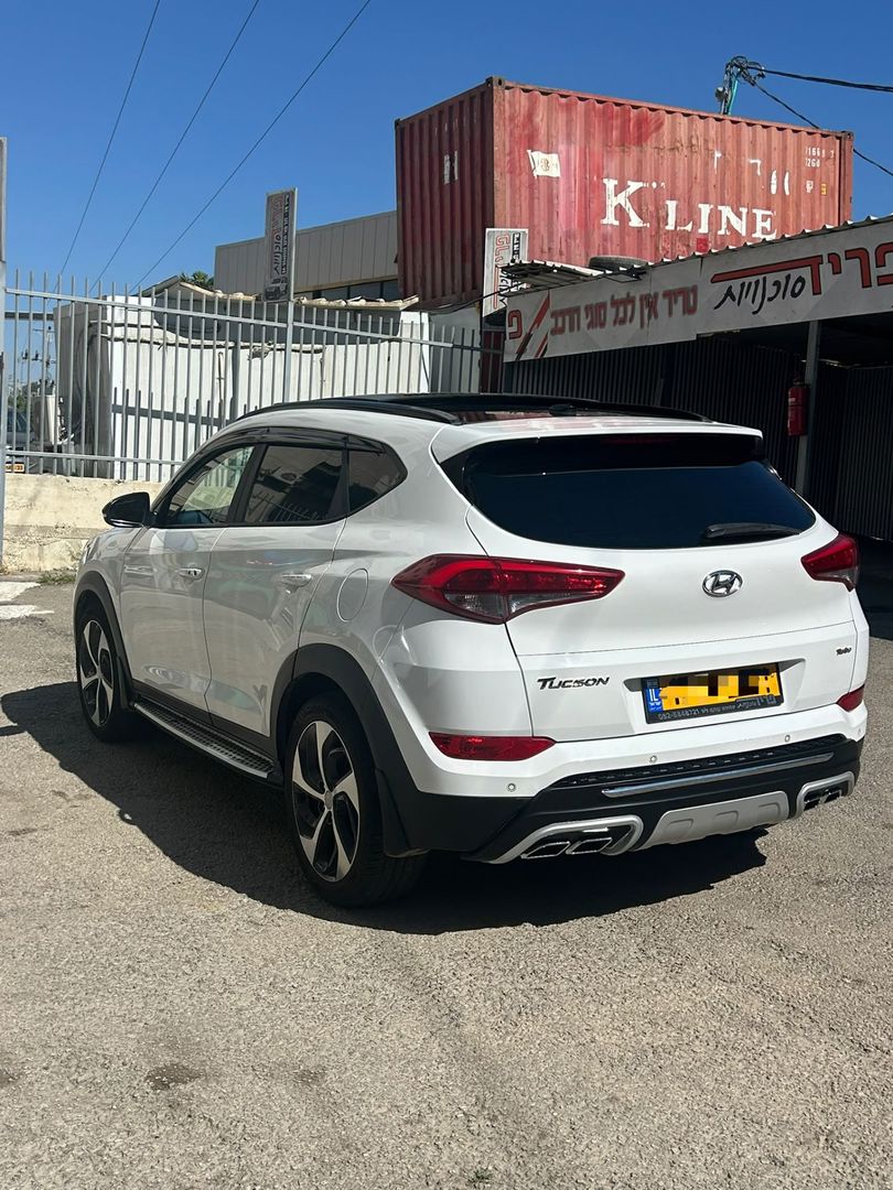 יונדאי טוסון Luxury – 4/8