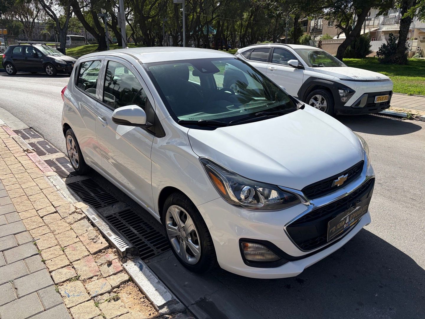 שברולט ספארק LT Plus – 3/8