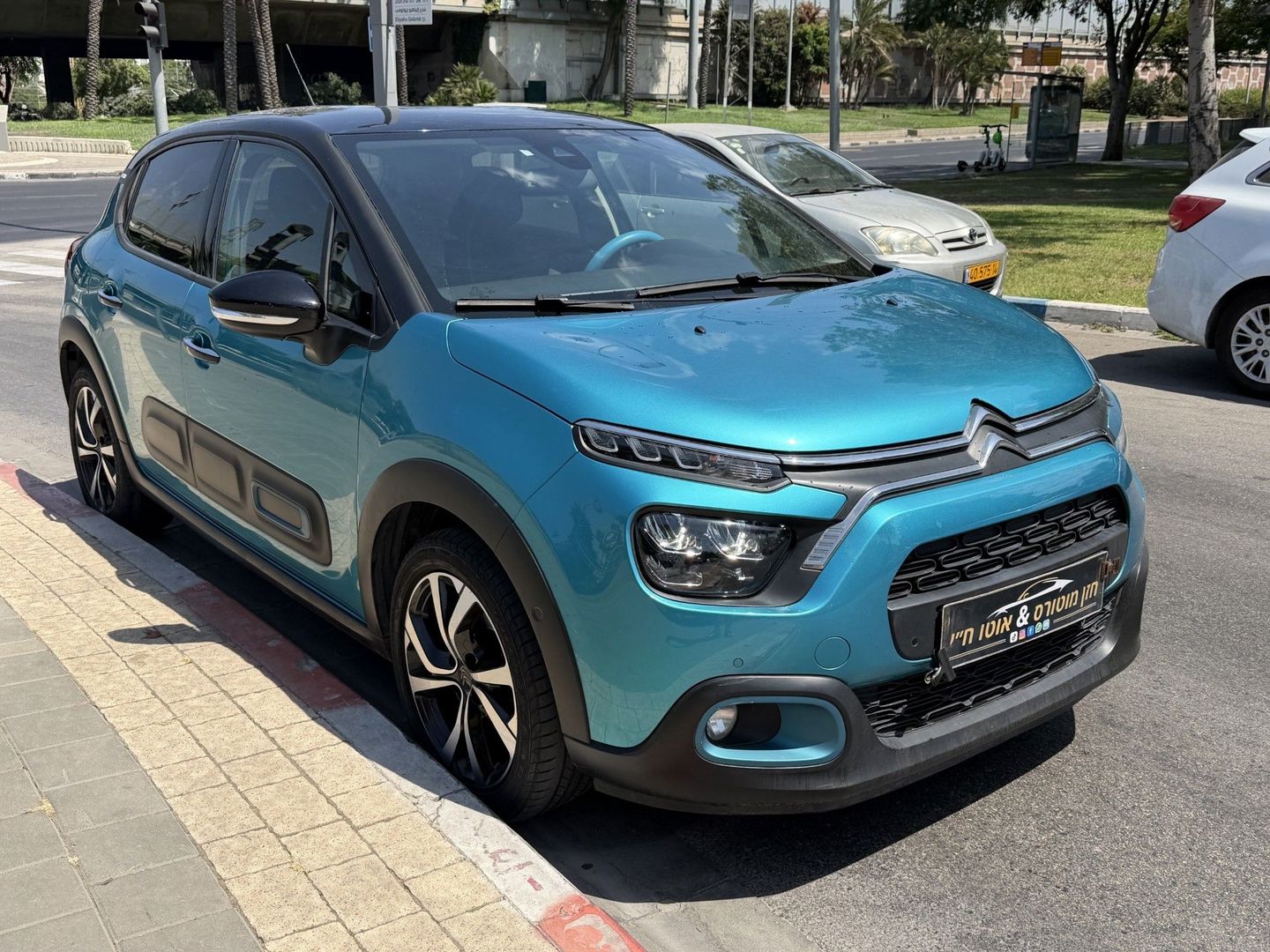 סיטרואן C3 Shine Pack – 3/8