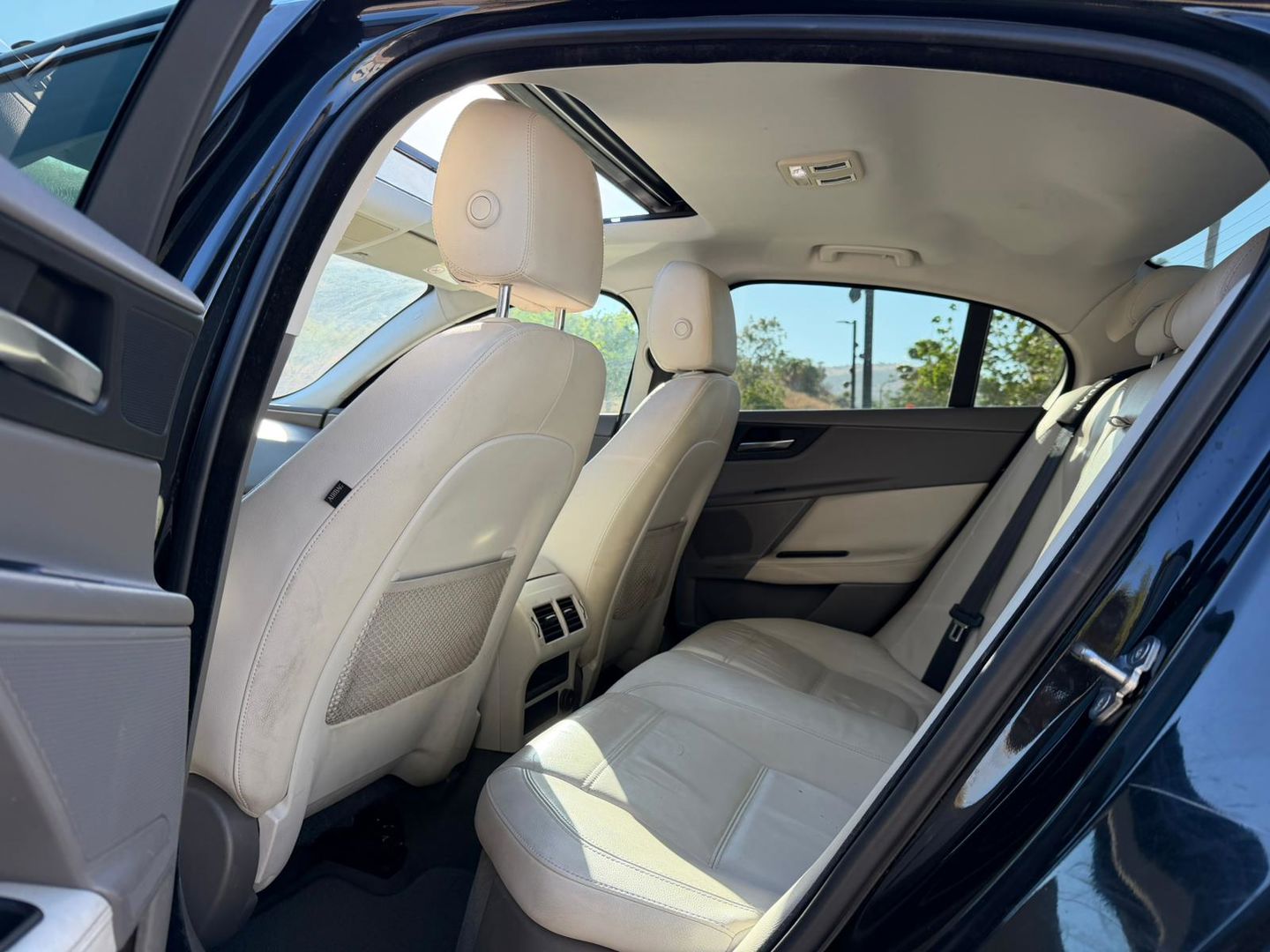 יגואר XE Prestige Plus – 3/14