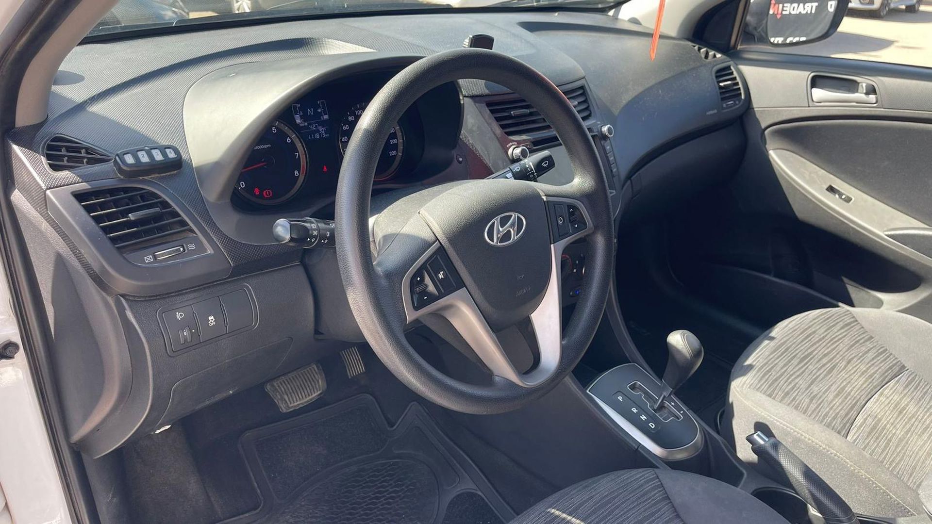 יונדאי אקסנט i25 2012 למכירה ב-KEYZ - תמונה 3