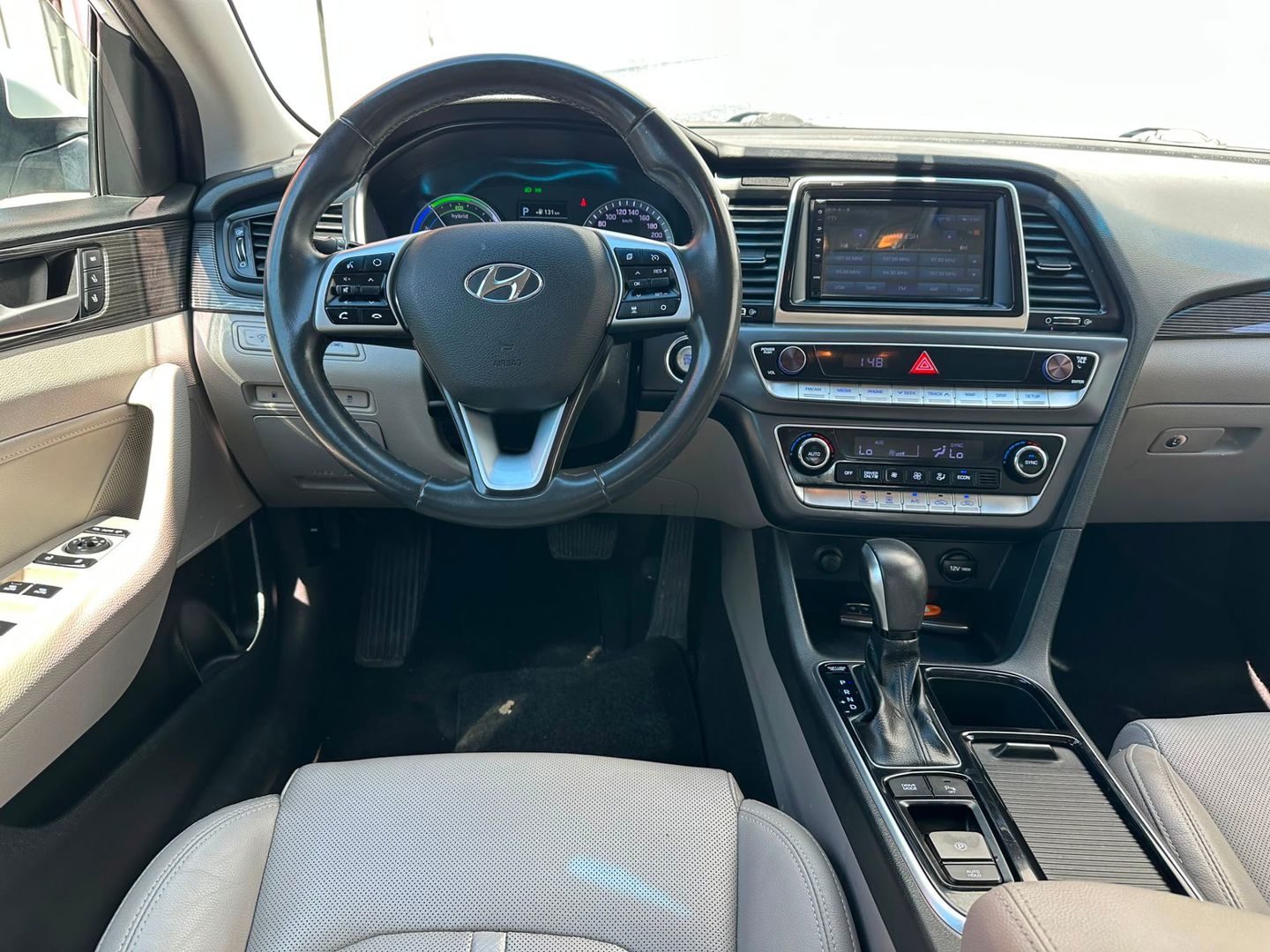 יונדאי סונטה Premium – 3/7