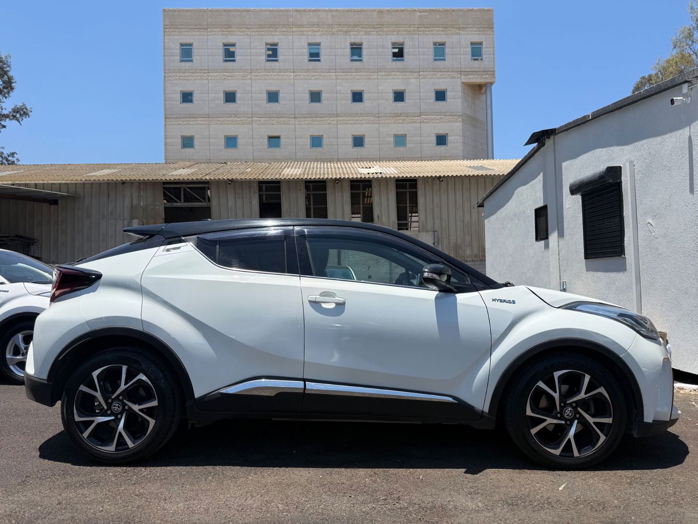 טויוטה C-HR Chic – 3/10