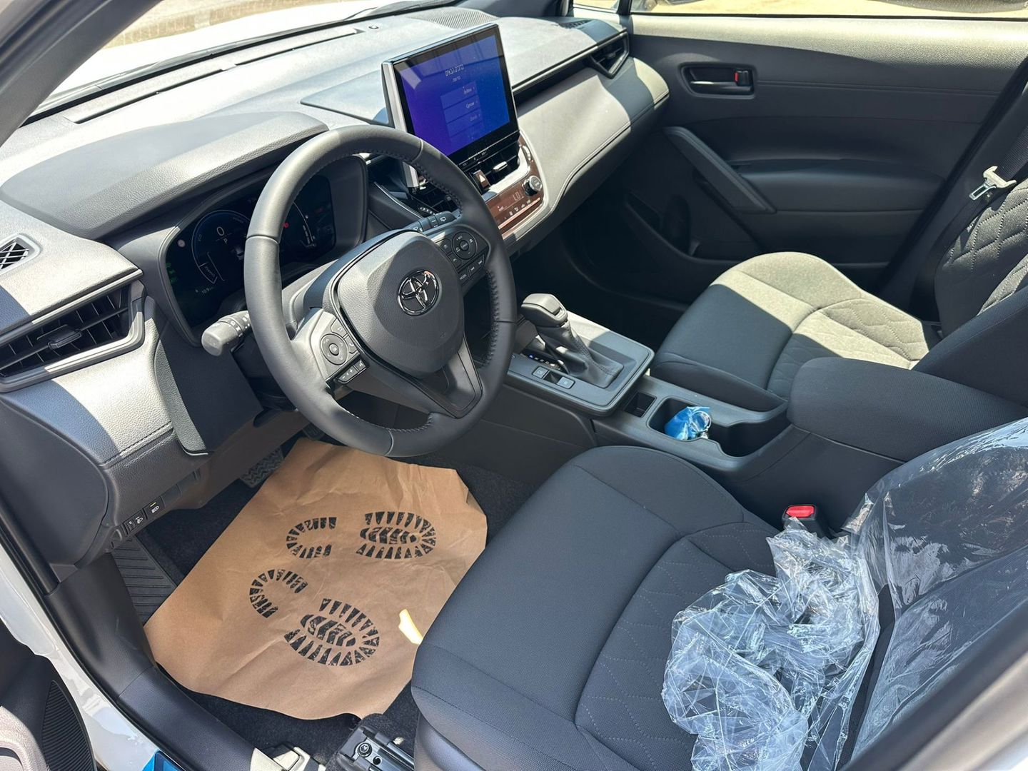 טויוטה קורולה קרוס Active – 5/7