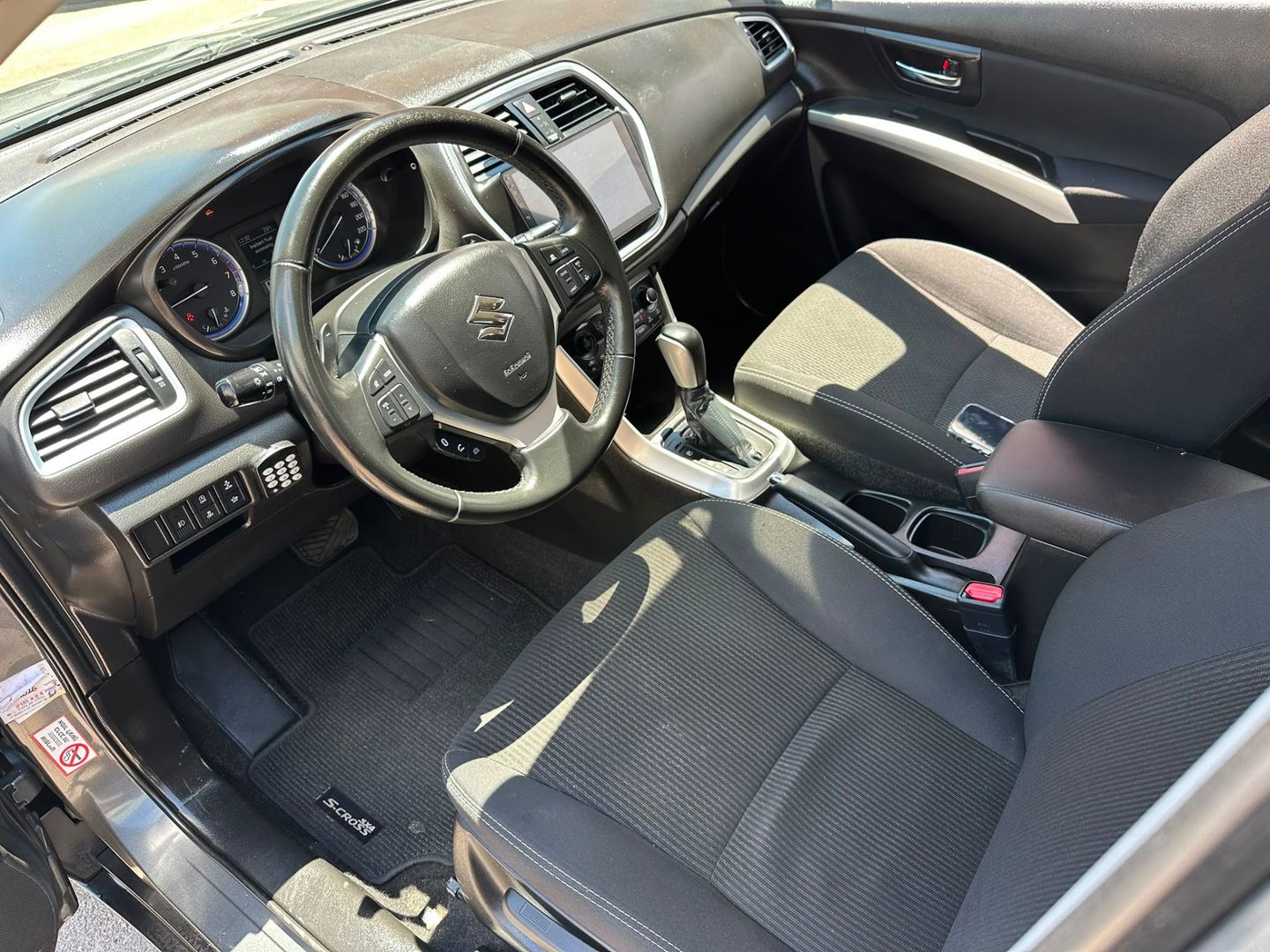 סוזוקי Sx4 קרוסאובר GLX HYBRID – 4/7