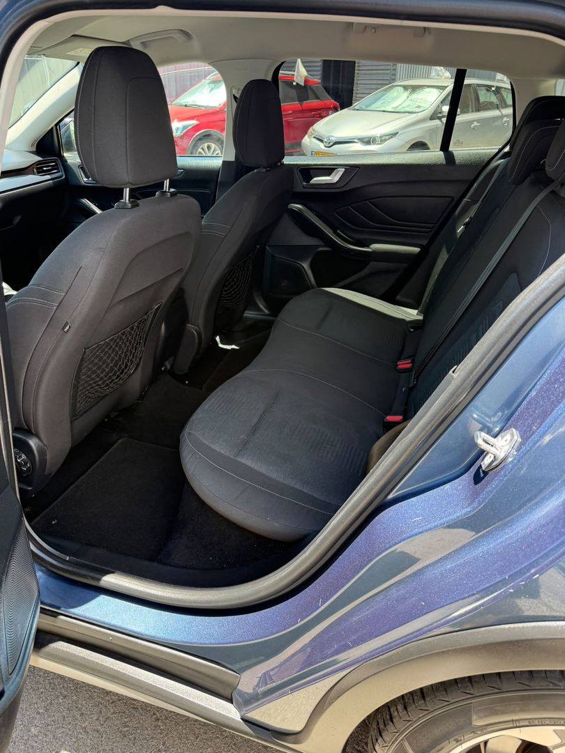 פורד פוקוס Active Tourer SUV – 5/8