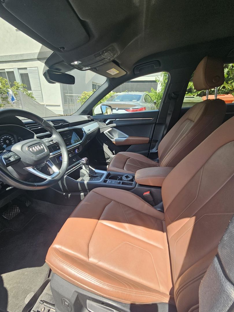 אאודי Q3 4X2 Advanced – 3/7