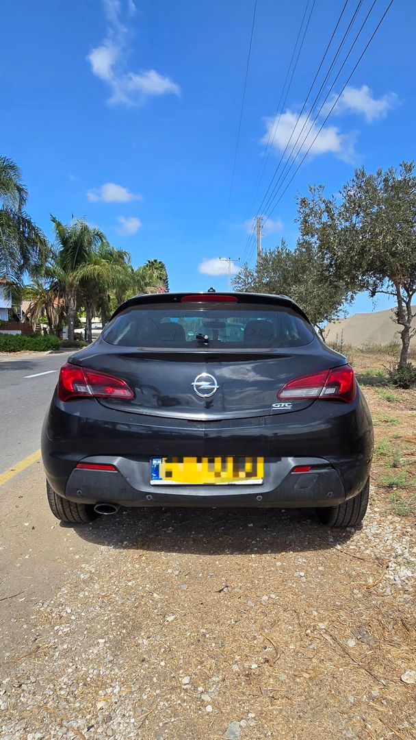 אופל אסטרה Sport – 3/5