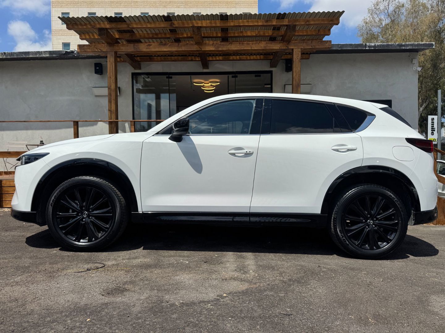 מאזדה CX-5 Pure Black – 3/10