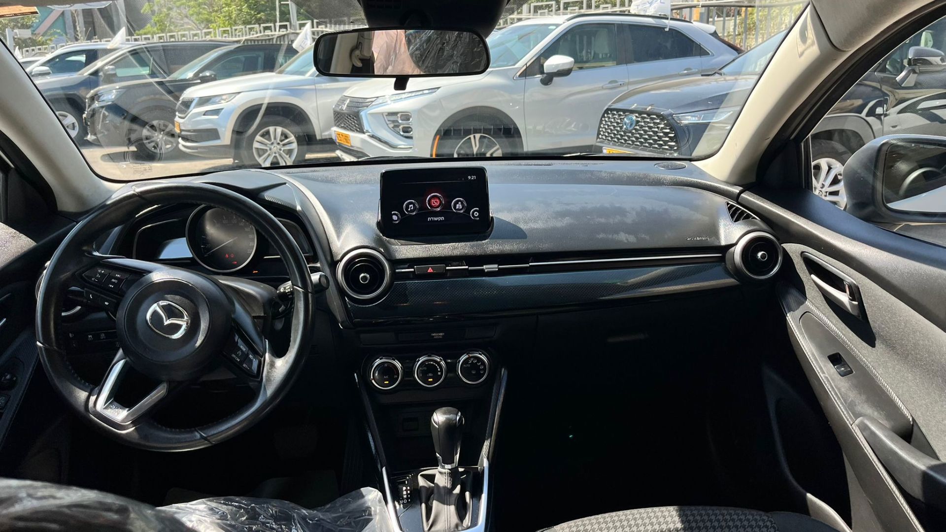 מאזדה 2 Dynamic – 3/6