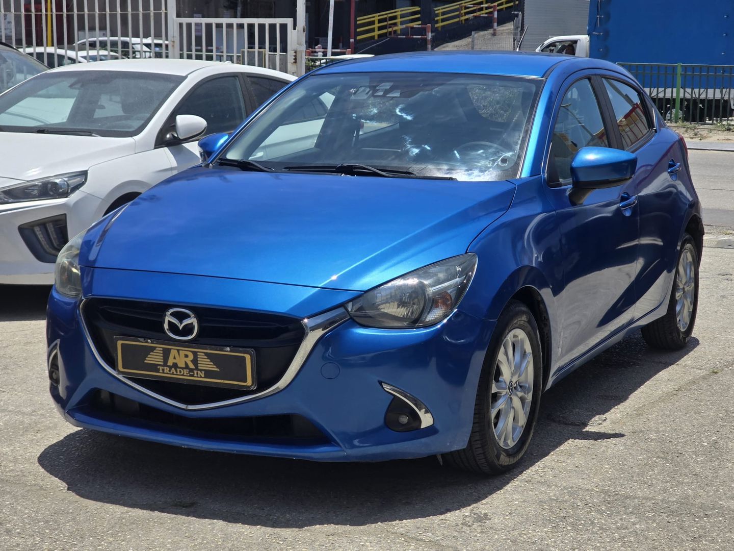 מאזדה 2 Dynamic – 5/8