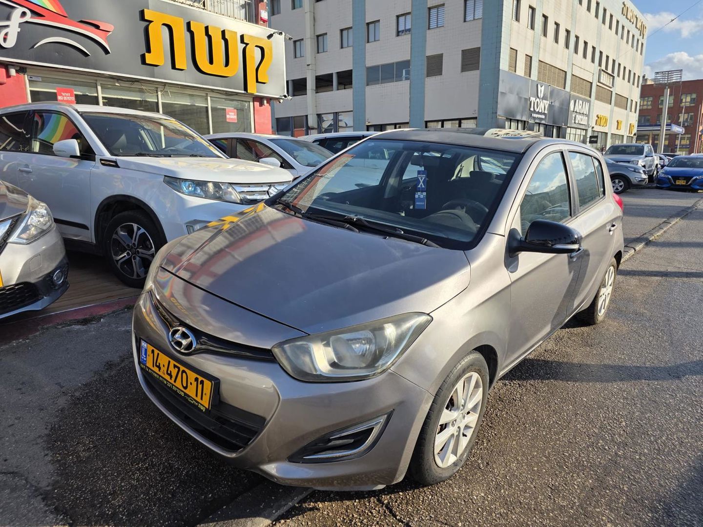 יונדאי i20 Inspire – 3/5