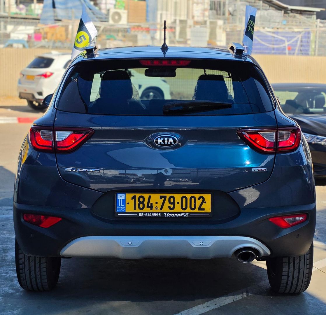 קיה סטוניק Premium – 4/9
