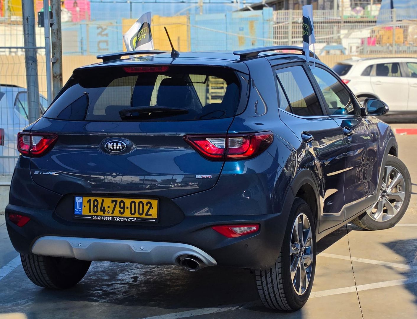 קיה סטוניק Premium – 5/9