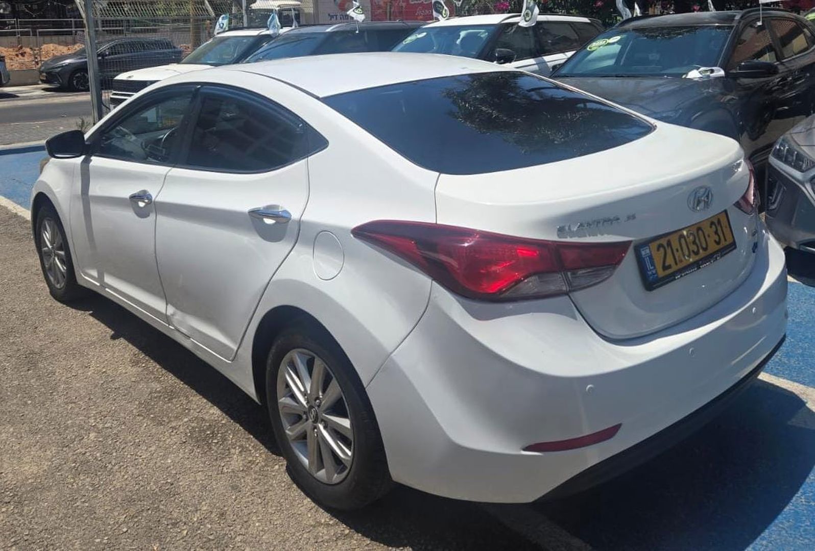 יונדאי i35 Inspire – 5/7