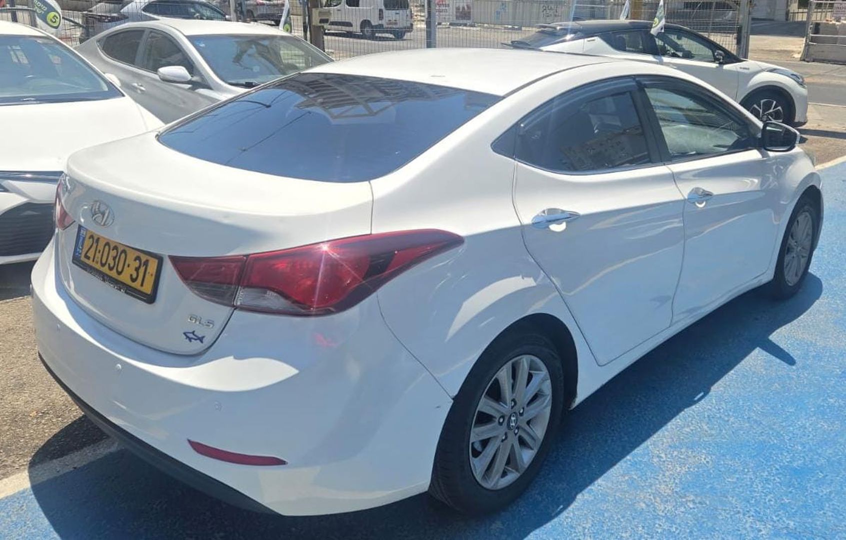 יונדאי i35 Inspire – 4/7