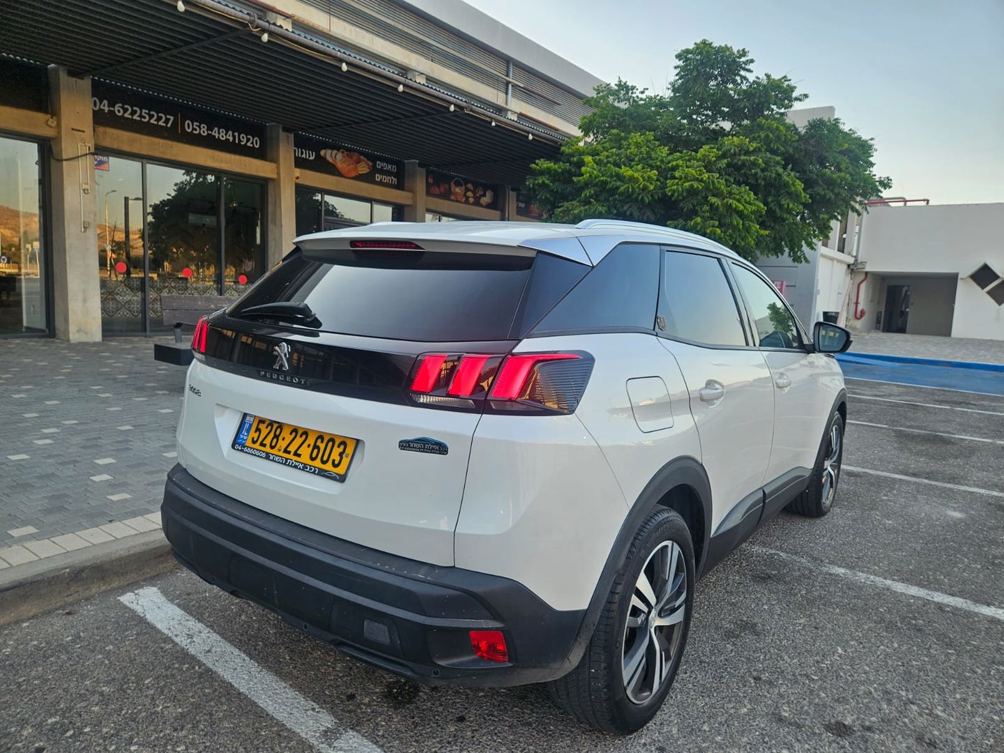 פיג'ו 3008 Active Pack – 2/9