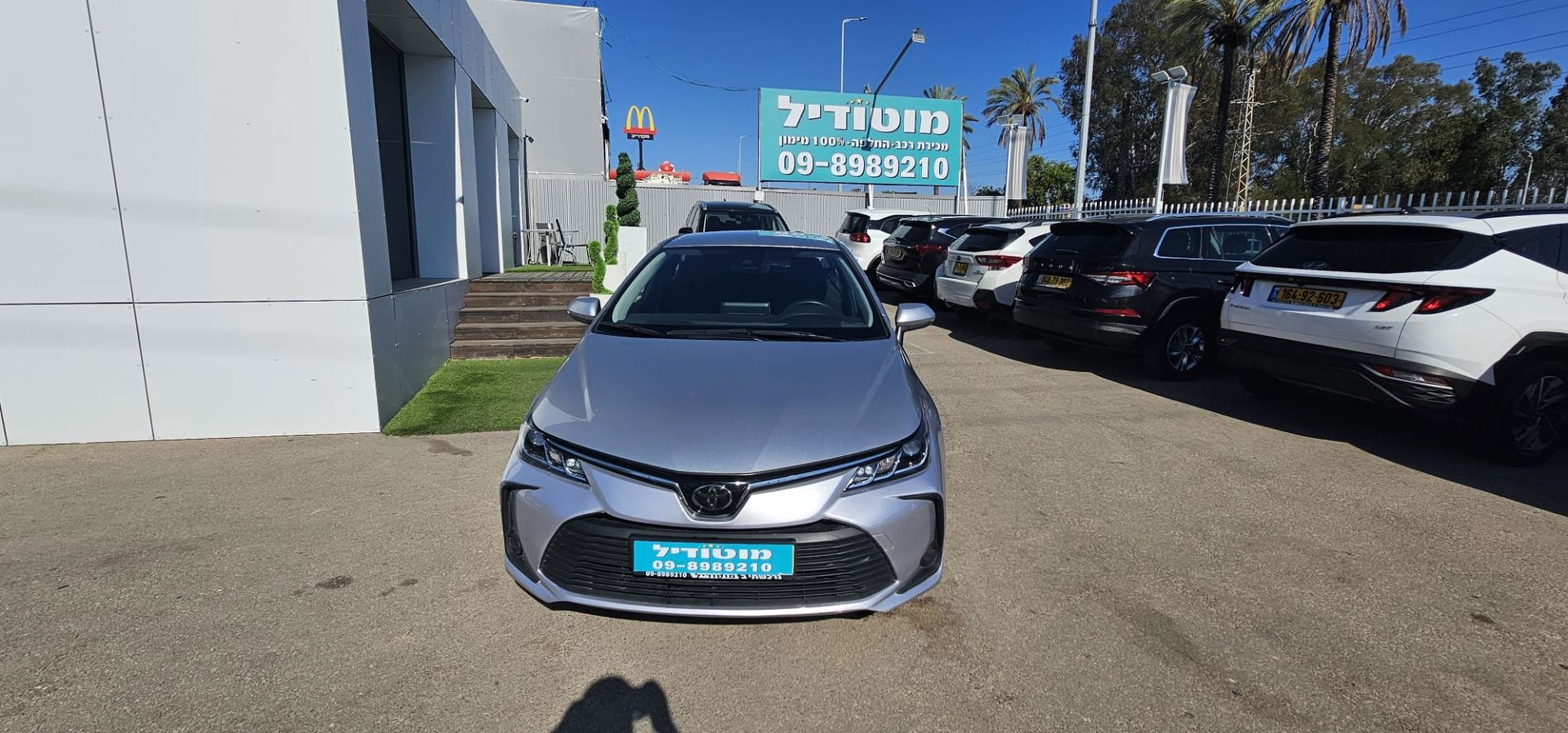 טויוטה קורולה Active Sedan – 2/7