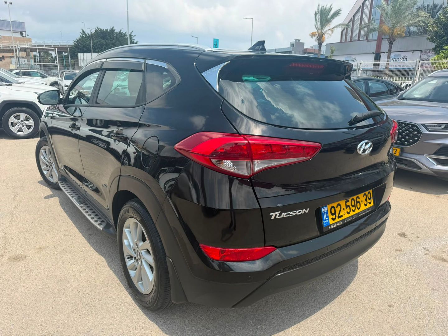 יונדאי טוסון 4X4 Premium – 4/5