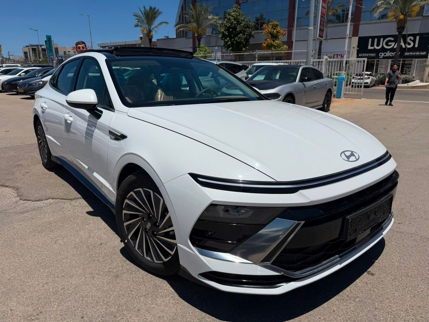 יונדאי סונטה Luxury – 2/5