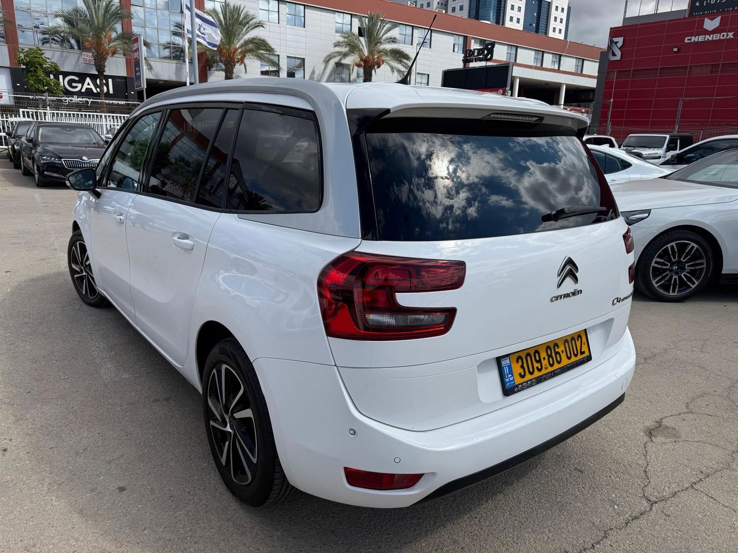 סיטרואן C4 פיקאסו Exclusive Minivan / MPV – 4/5