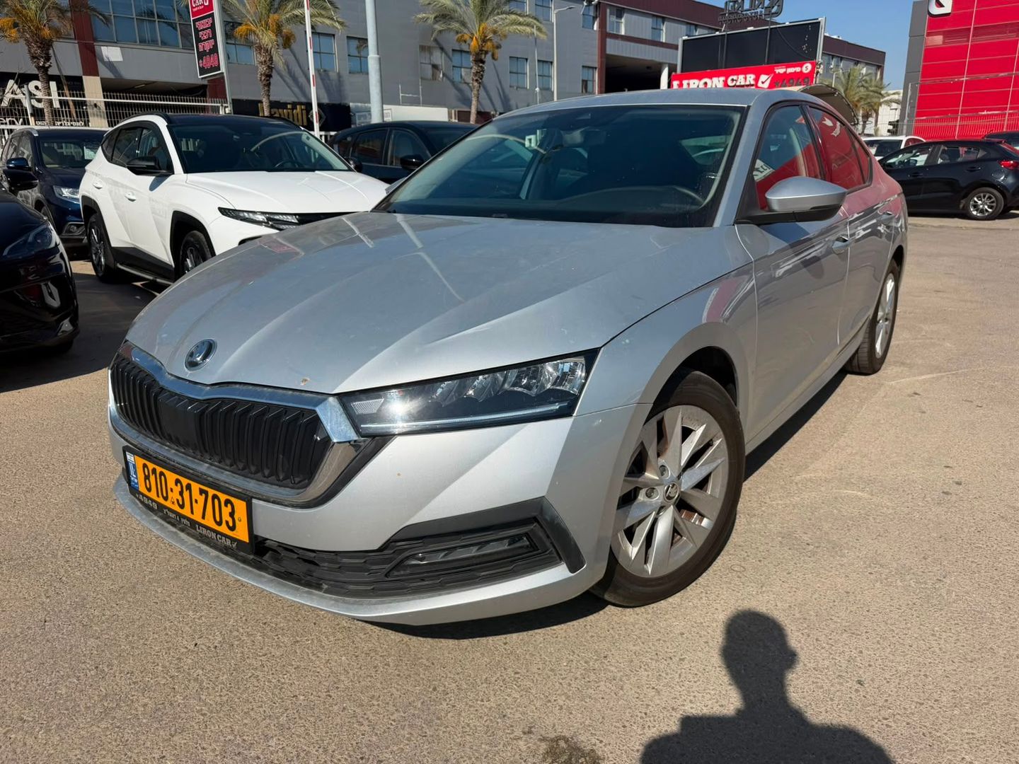 סקודה אוקטביה Ambition Sedan – 2/6