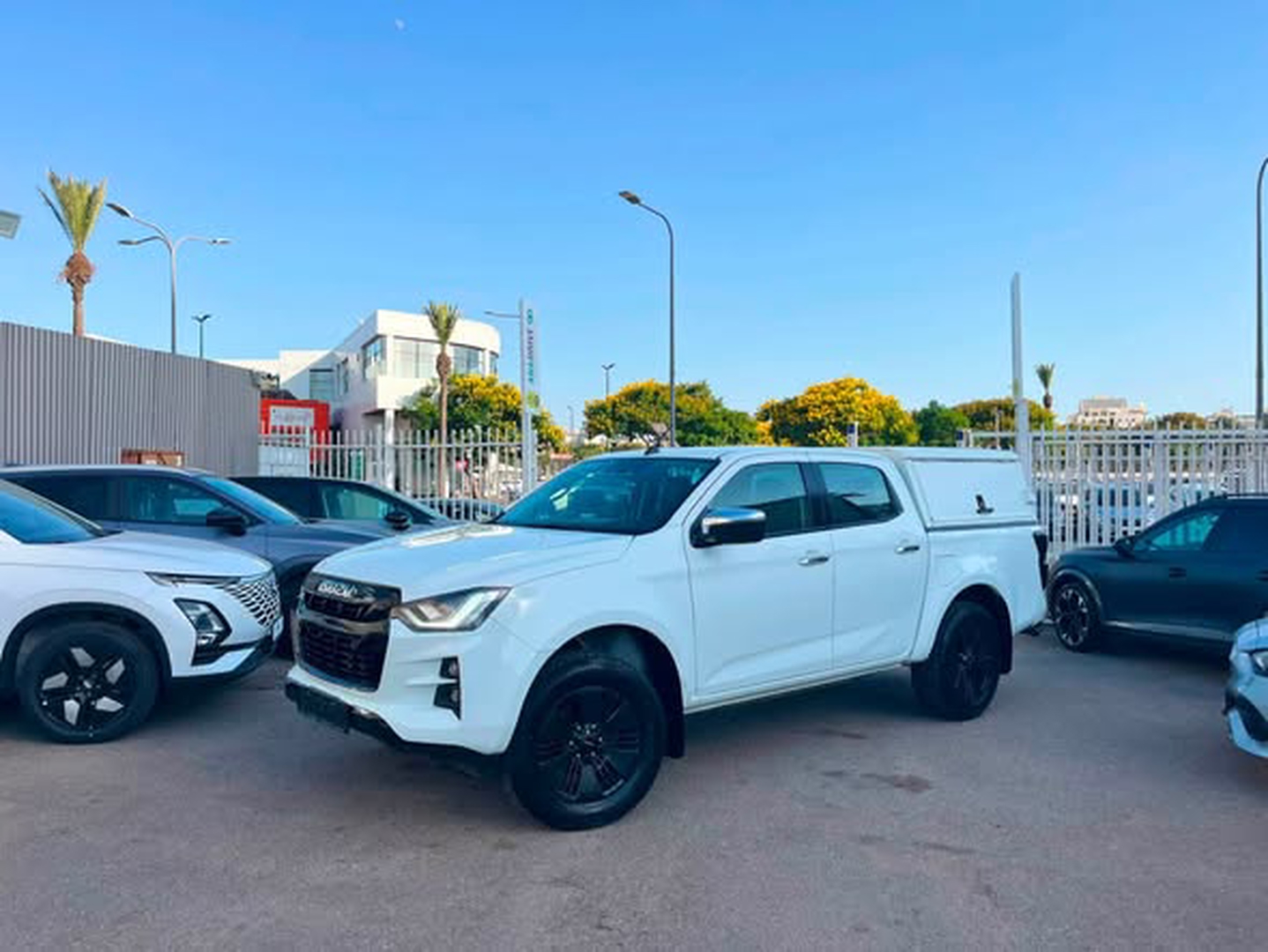 איסוזו D-Max LSE Premium – 3/4