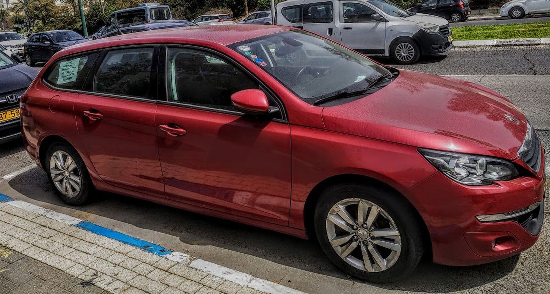 פיג'ו 308 SW Active – 2/8