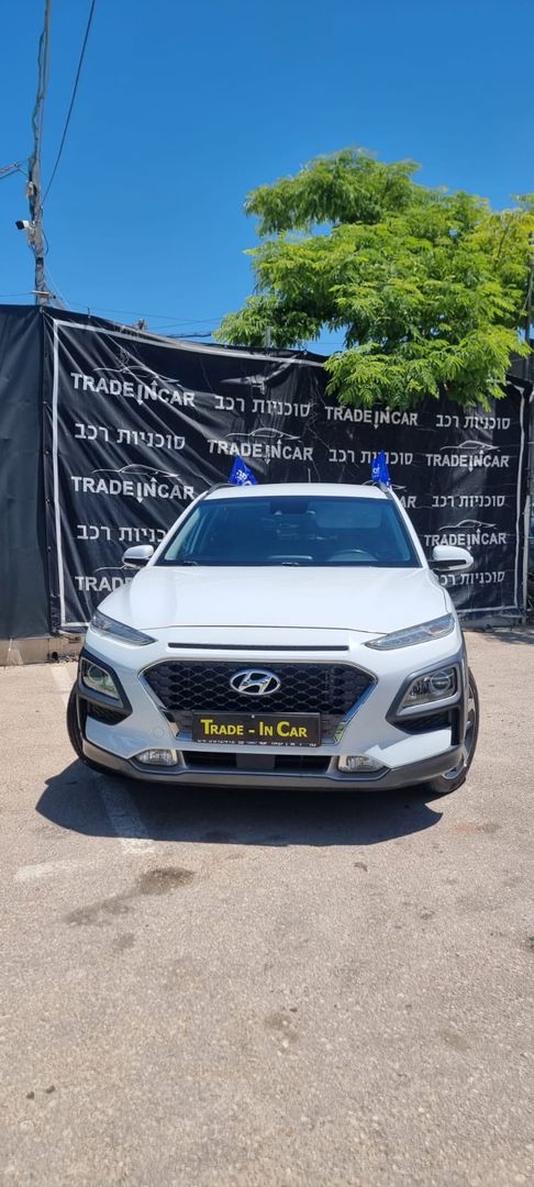 יונדאי קונה 4X2 Prestige – 3/7