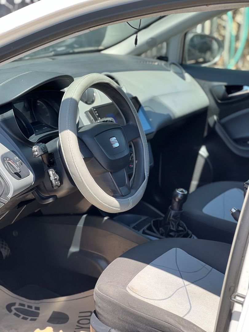 סיאט איביזה Reference Hatchback – 3/5