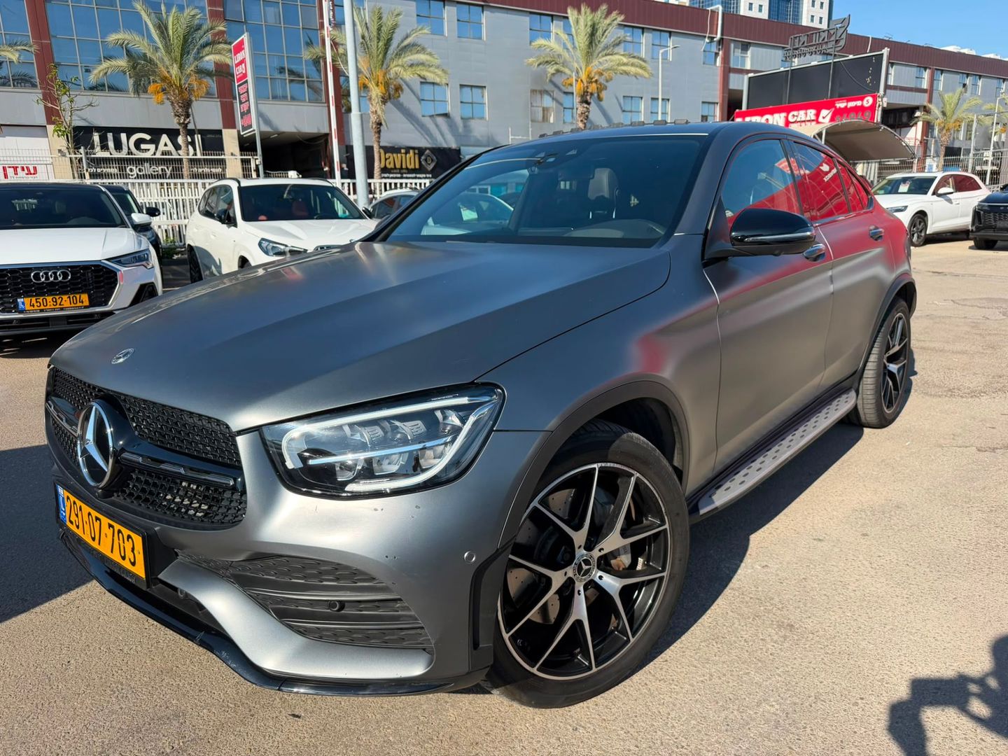 מרצדס בנץ GLC AMG FL GLC 300e – 3/6