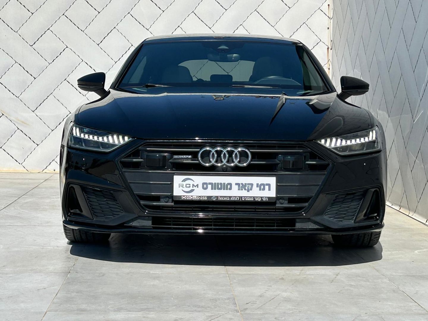 אאודי A7 – 2/10