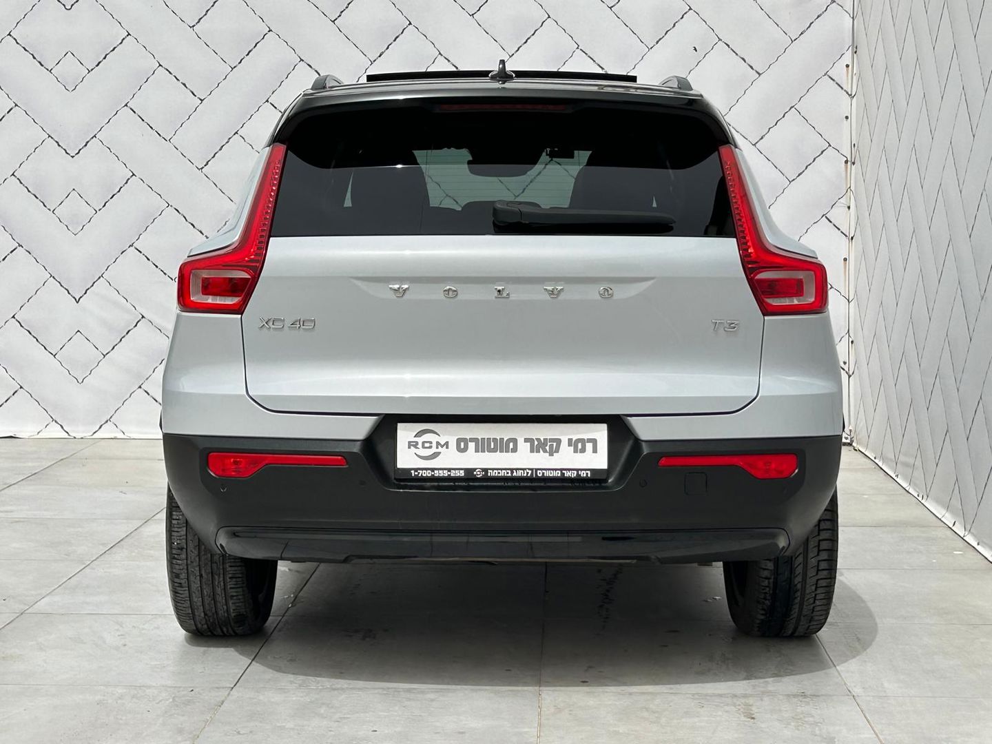 וולוו XC40 4X2 R-Design – 5/10
