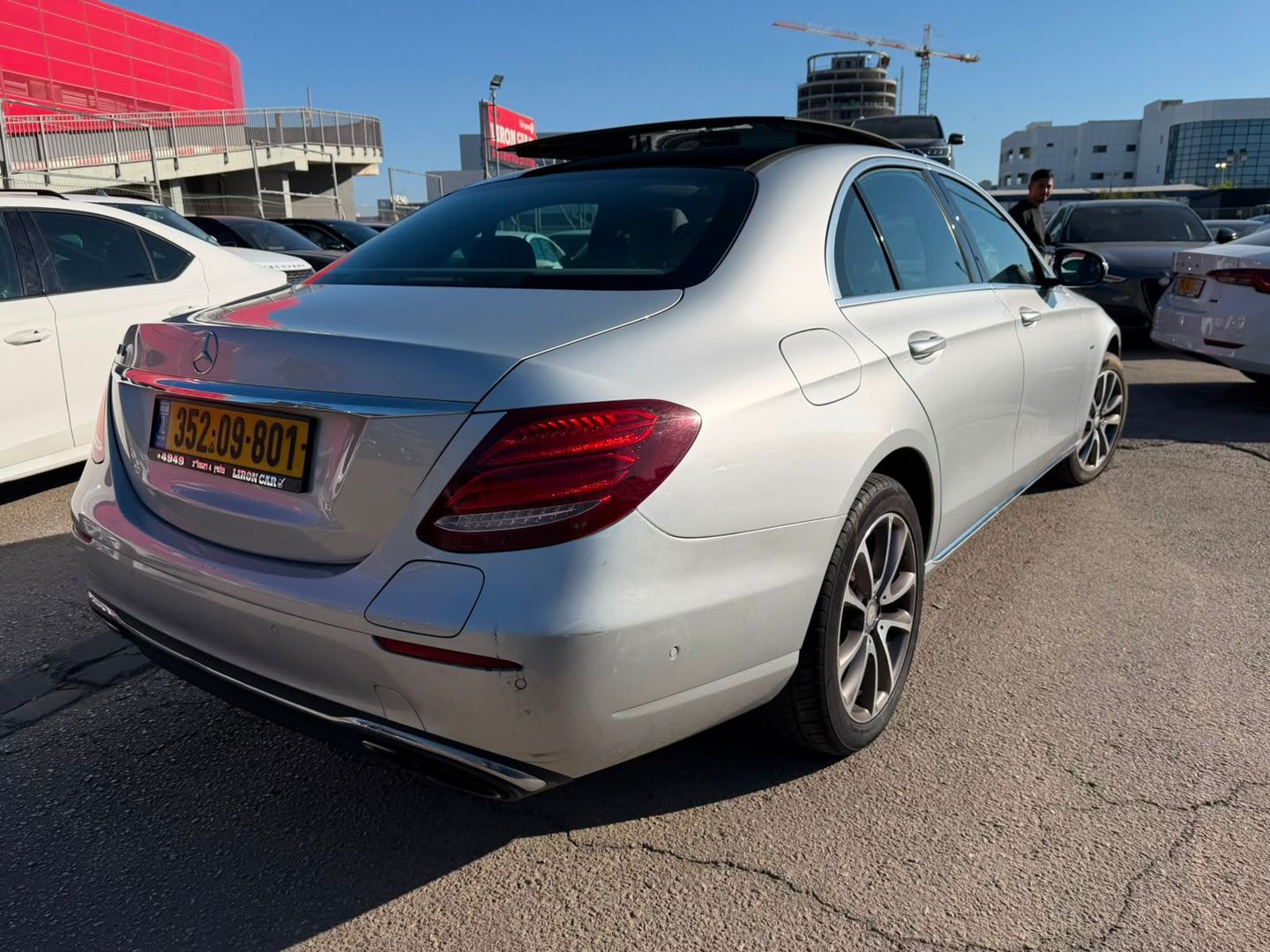 מרצדס בנץ E-class Edition E E 350 – 2/8