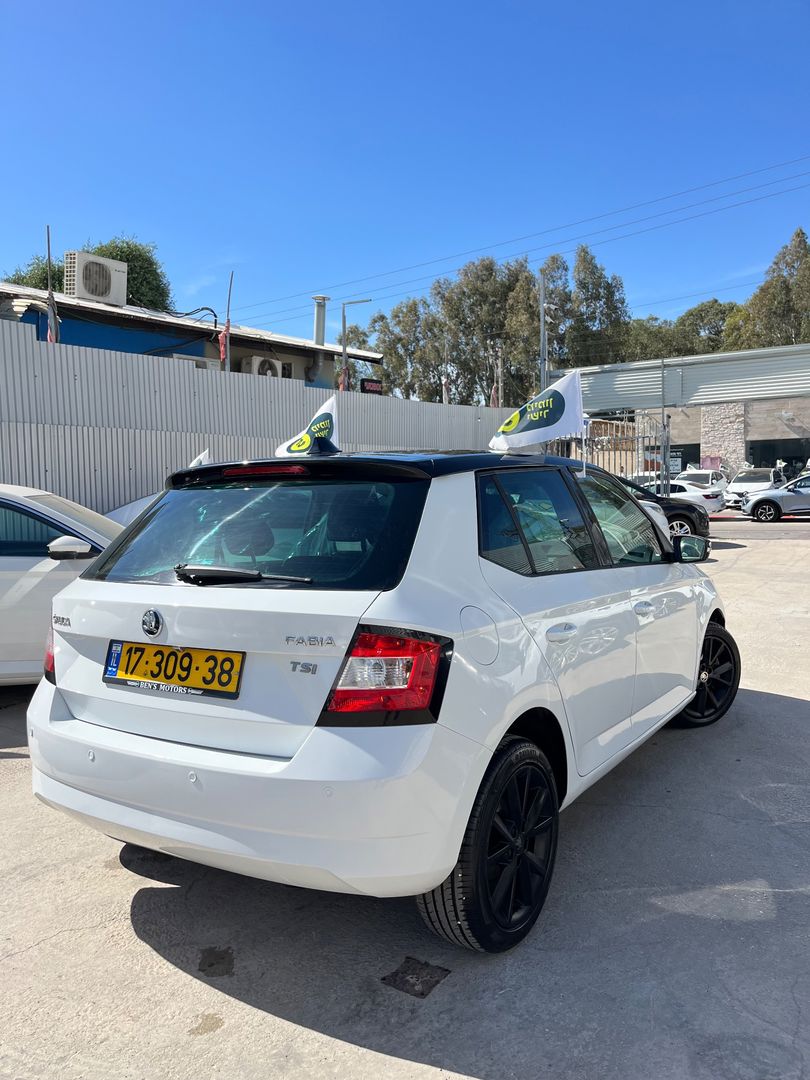 סקודה פאביה Style – 3/7