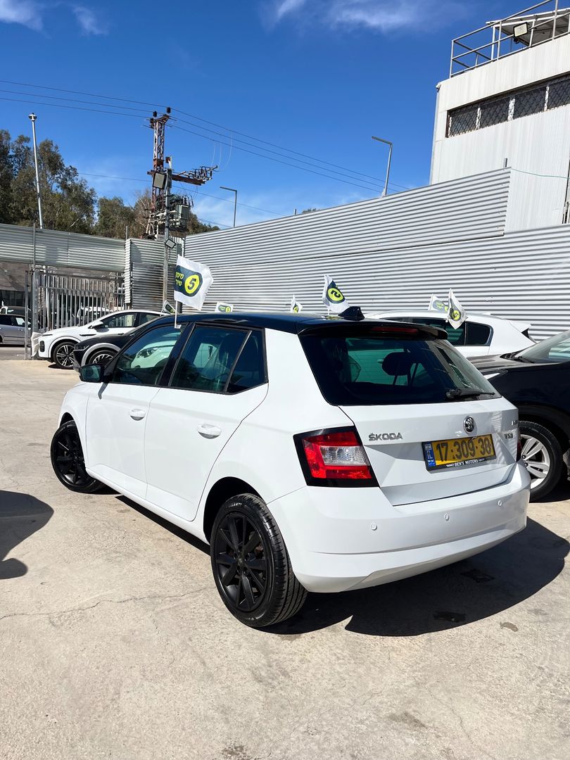 סקודה פאביה Style – 4/7