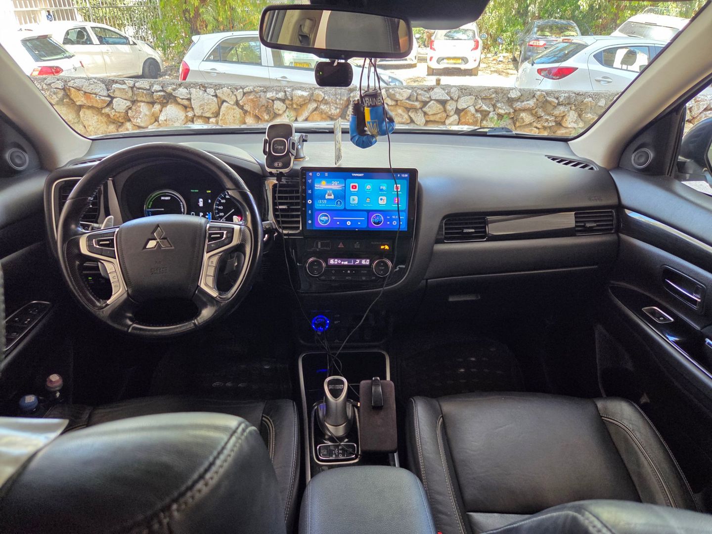 מיצובישי אאוטלנדר Luxury – 5/6