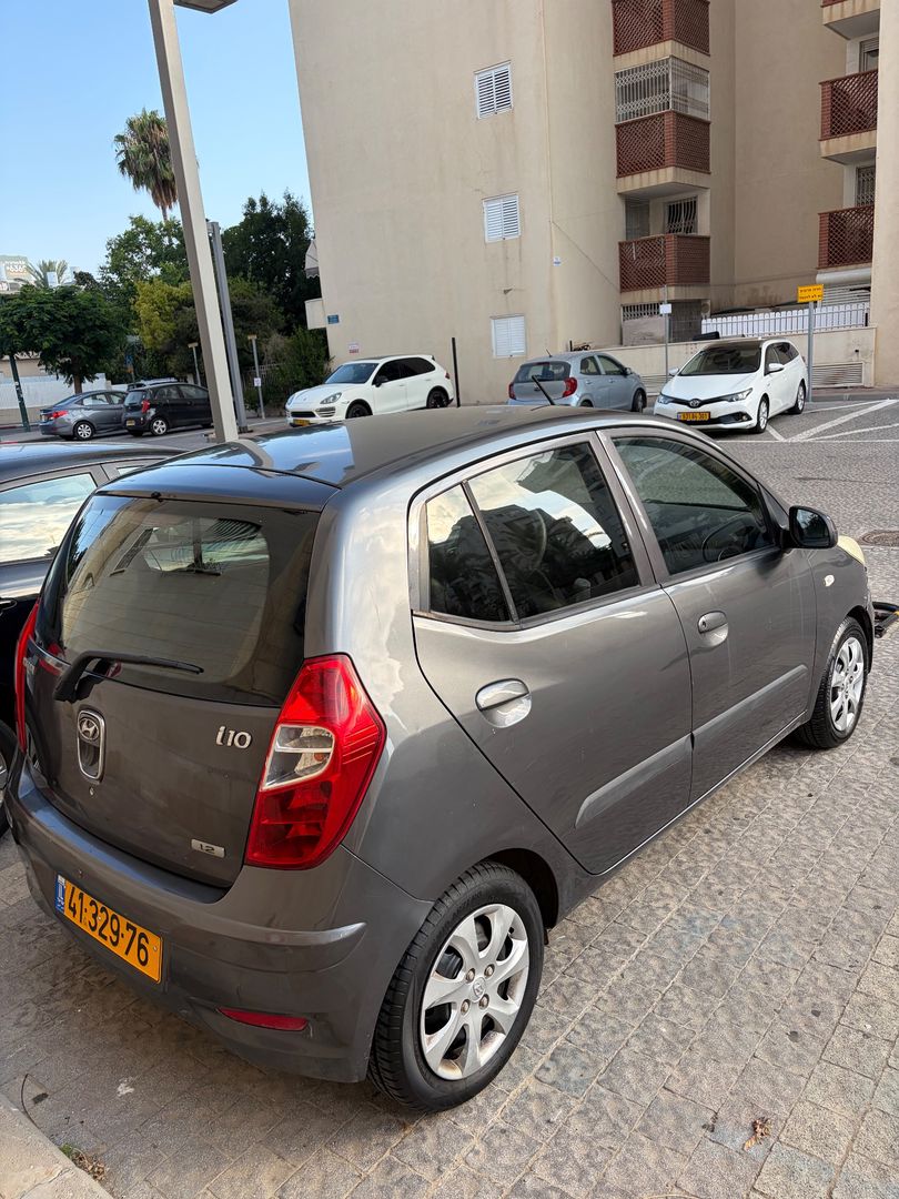 יונדאי i10 GL – 2/4
