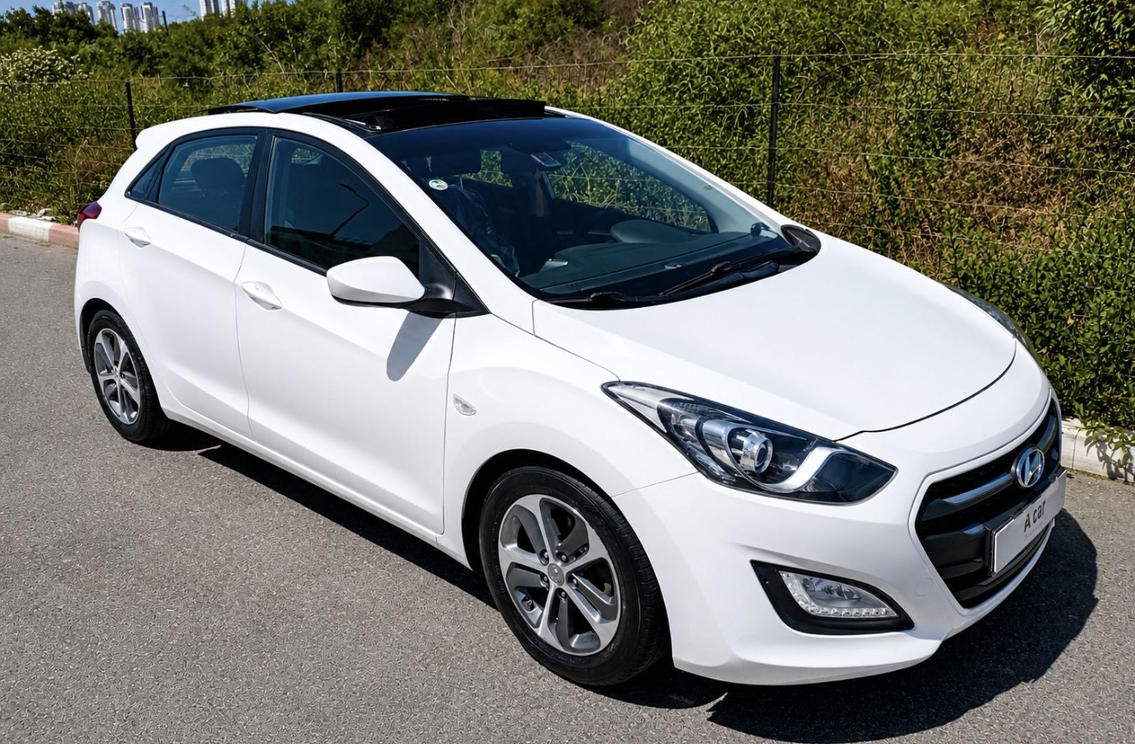 יונדאי I30 Premium – 2/9