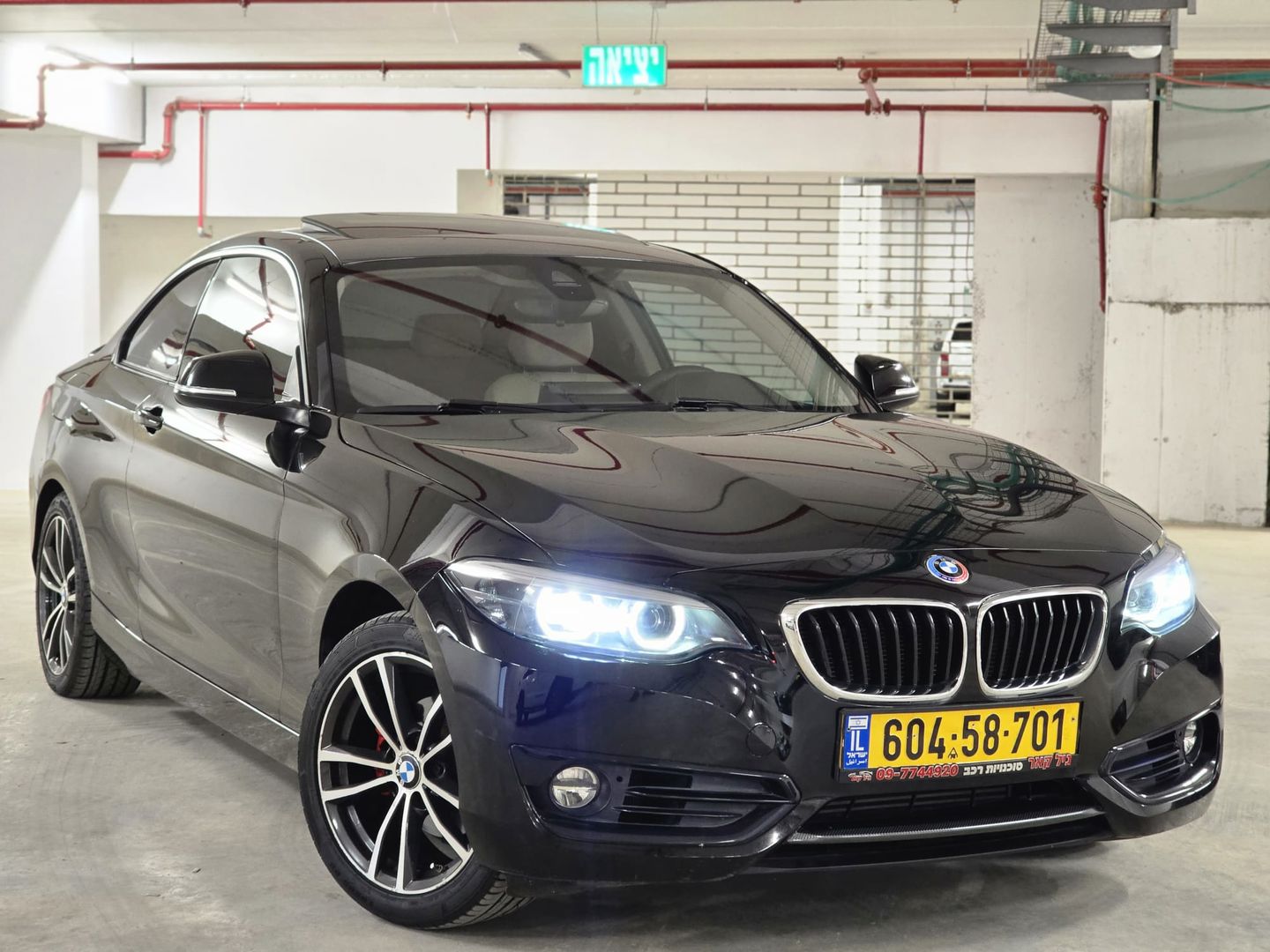 ב מ וו סדרה 2 Sport 218i – 5/13