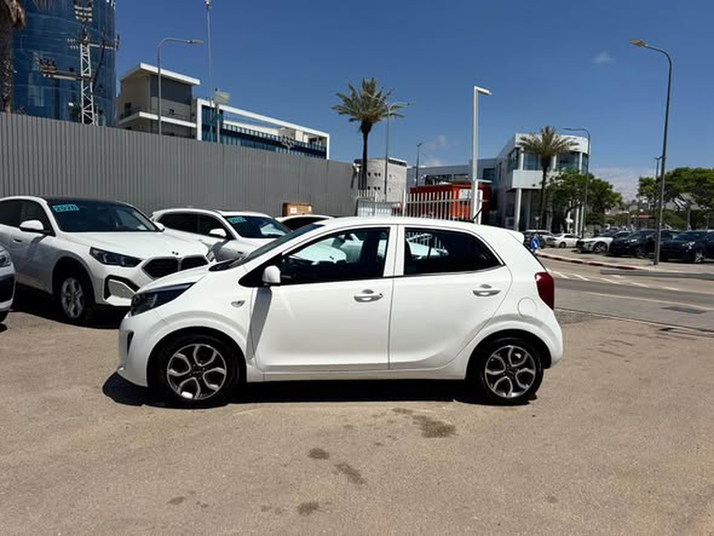 קיה פיקנטו LX – 2/3